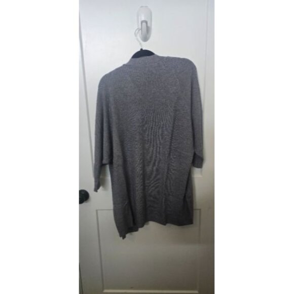 Grey Woman's Cardigan V-neck size large - Picture 2 of 3